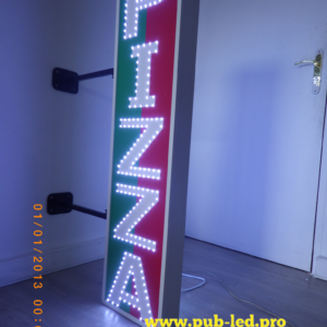 PANNEAU PUBLICITAIRE LED RECTO-VERSO PIZZA POUR EXTÉRIEUR 130X33cm