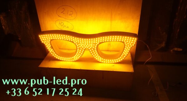 ENSEIGNE LUMINEUSE LED "LUNETTES" AVEC DOUBLE FACES ET ANIMATION 110X40cm – Image 7