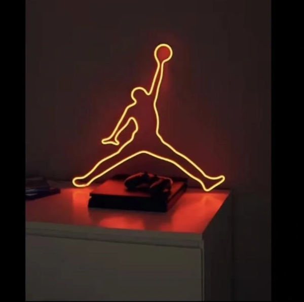 ENSEIGNE LUMINEUSE NÉON FLEX PERSONNALISÉE "BASKETBALL" 30x30 cm, COULEURS AU CHOIX – Image 2