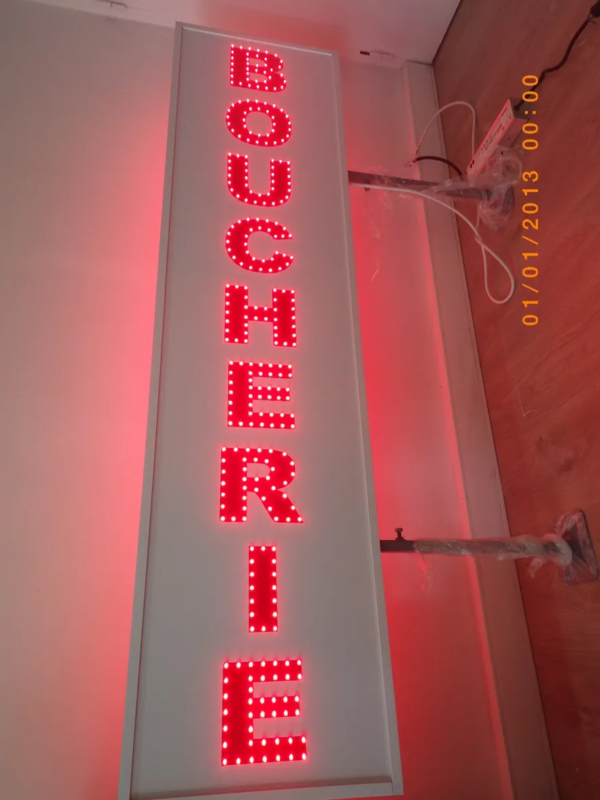 ENSEIGNE LUMINEUSE LED DOUBLE FACE “BOUCHERIE” 150x40cm AVEC ANIMATION ET TÉLÉCOMMANDE POUR EXTÉRIEUR – Image 3
