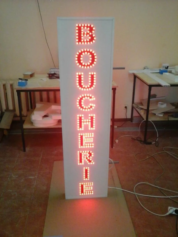 ENSEIGNE LUMINEUSE LED DOUBLE FACE “BOUCHERIE” 150x40cm AVEC ANIMATION ET TÉLÉCOMMANDE POUR EXTÉRIEUR