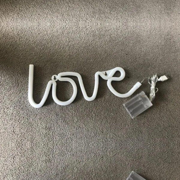ENSEIGNE LUMINEUSE "LOVE" NÉON FLEX PERSONNALISÉE, CHOIX DE POLICE ET COULEUR, 25x10 cm – Image 2