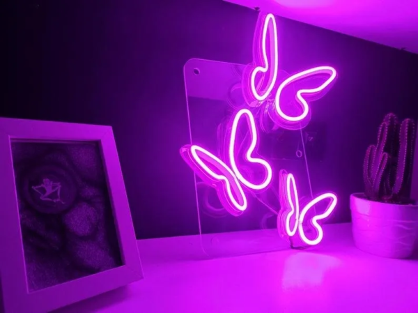 ENSEIGNE LUMINEUSE "PAPILLON" NÉON FLEX PERSONNALISÉE, CHOIX DE TAILLE ET COULEUR, de 56 à 107 cm – Image 4