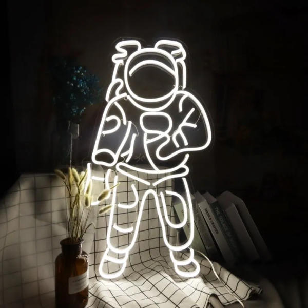 ENSEIGNE LUMINEUSE "ASTRONAUTE" NÉON FLEX PERSONNALISÉE, CHOIX DE TAILLE ET COULEUR, 75cm, 90 cm, 105 cm – Image 5