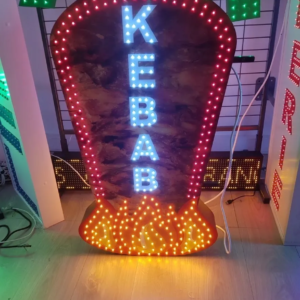 ENSEIGNE LUMINEUSE “KEBAB” LED DOUBLE FACE EXTÉRIEURE 90X50CM