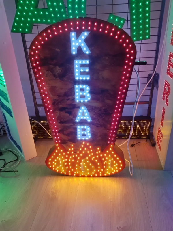 ENSEIGNE LUMINEUSE “KEBAB” LED DOUBLE FACE EXTÉRIEURE 90X50CM