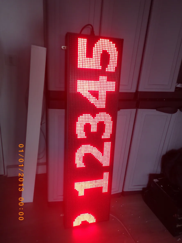 PANNEAU DYNAMIQUE LED DOUBLE FACE 36×200 CM AFFICHAGE PROGRAMMABLE – Image 4